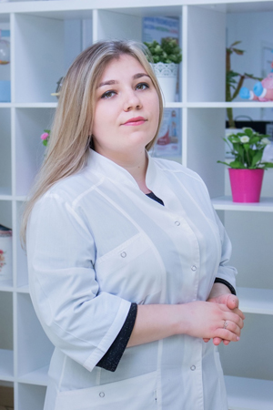 Муратова Анна Тахировна - врач-терапевт